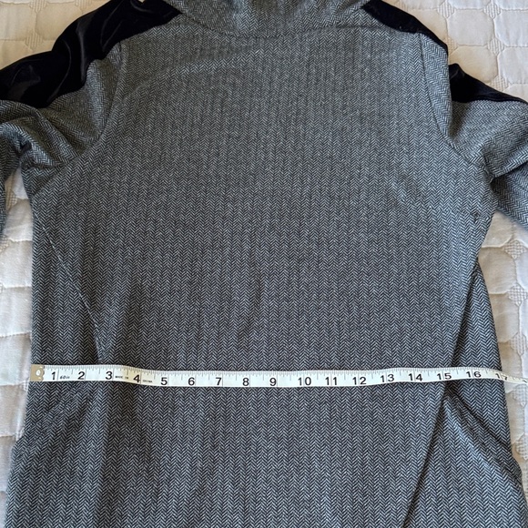 Soft Surroundings Charcoal Herringbone Knit - Picture 8 of 8